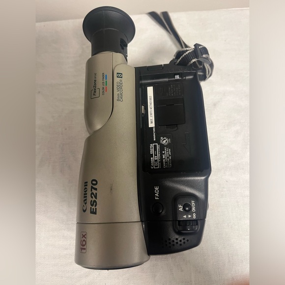 Canon ES270 8mm Video8 Camcorder VCR Player Camera Video . As It Is . No Tested. - Picture 3 of 9